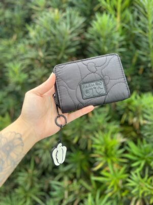 Carteira Farm Ziriguidum Puffer Preta